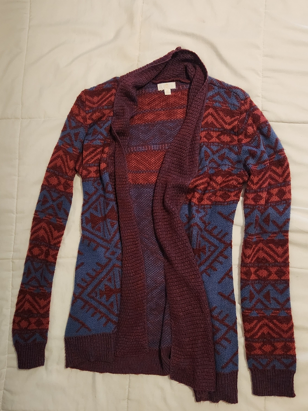 Charming Charlie Open-Front Geometric Cardigan in Blue and Burgundy